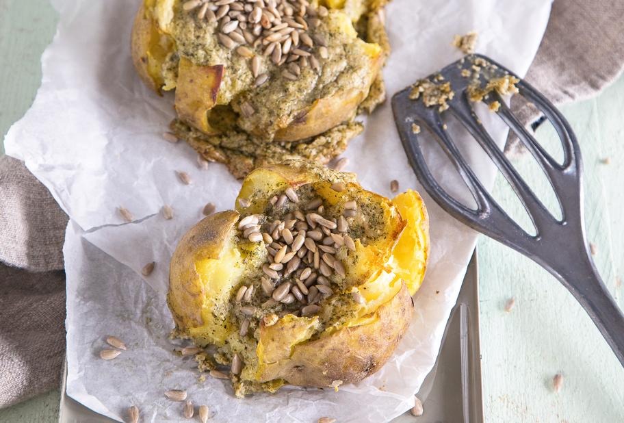 Smashed Potatoes mit Wintersalat