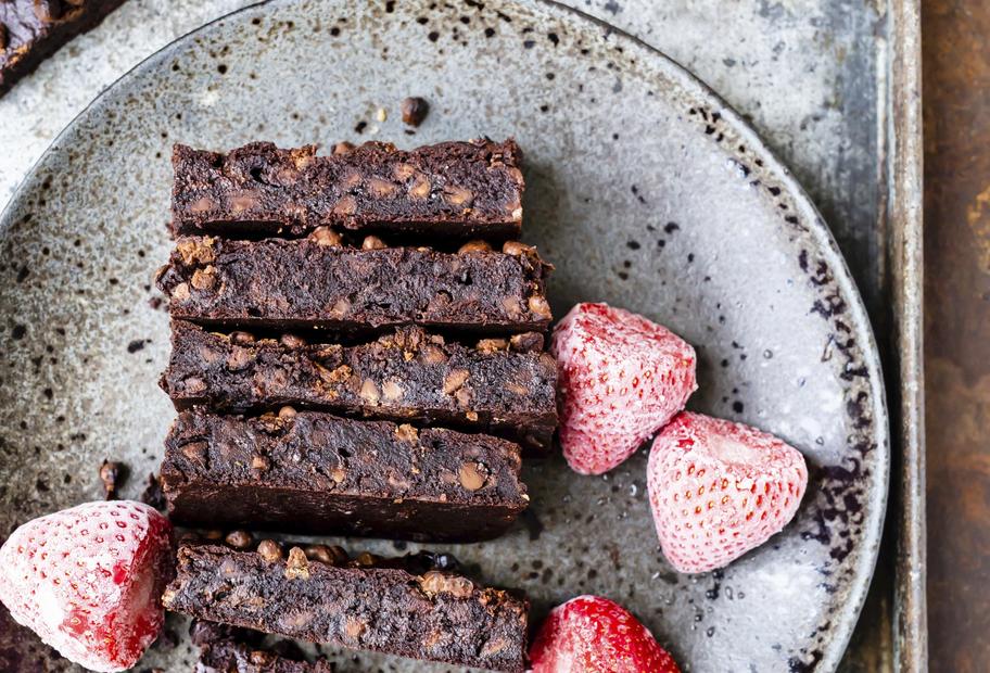 Chocolate-Chip-Avocado-Brownies