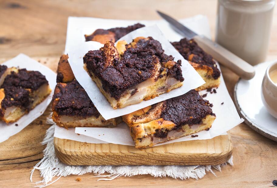 Dinkel-Birnenkuchen mit Streuseln