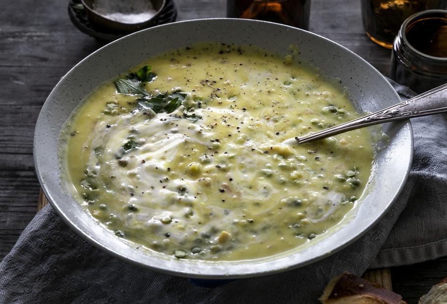 Erbsensuppe mit Speck für den Thermomix®