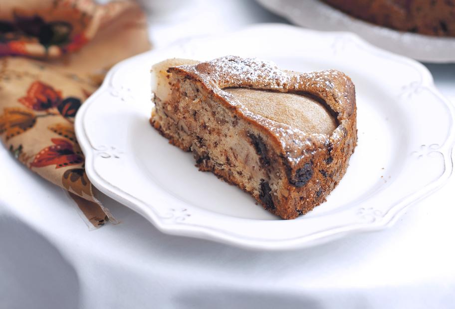 Schokoladiger Walnuss-Birnenkuchen