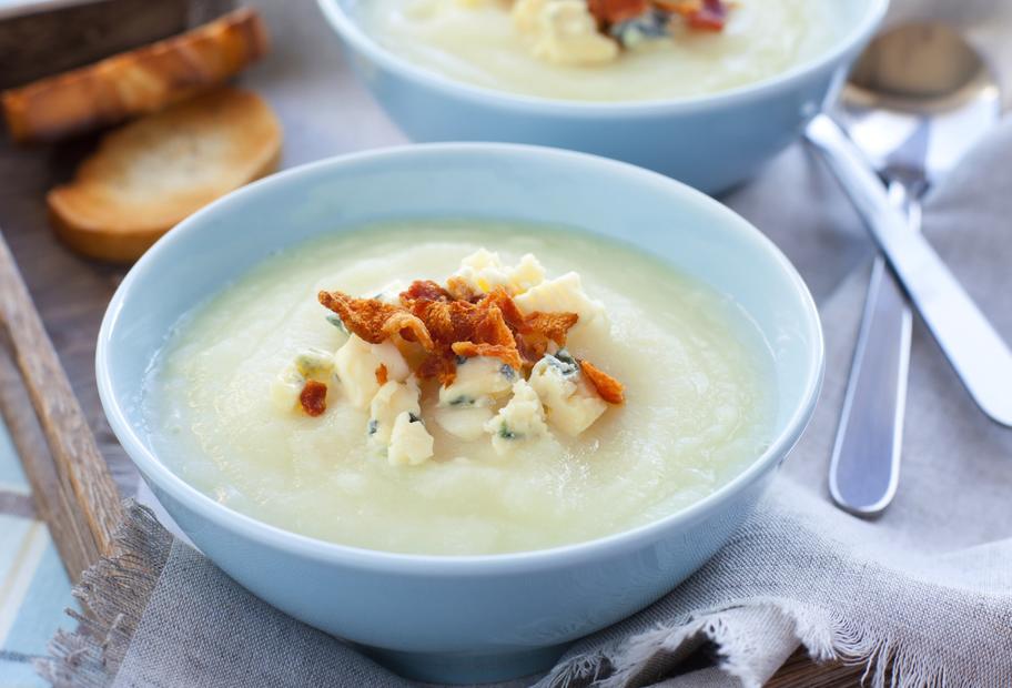 Blumenkohl-Kartoffel-Suppe mit Gorgonzola