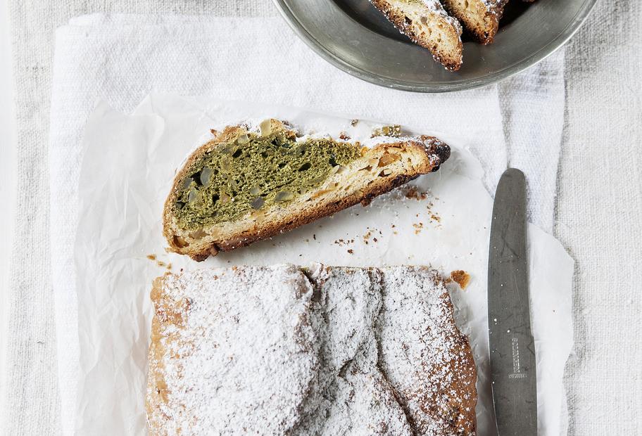 Matcha-Christstollen
