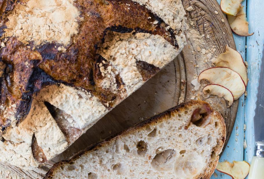 Herbstliches Apfel-Zimt-Brot