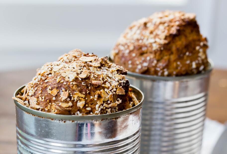 Oat Cans: Dinkelvollkornbrote
