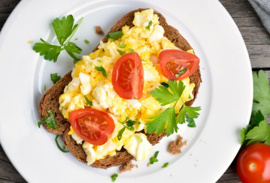 Rührei mit Kräutern