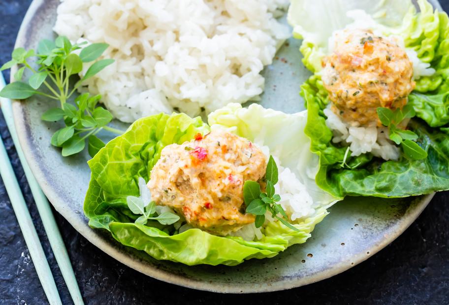 Thai-Hähnchenbällchen mit Kokosreis