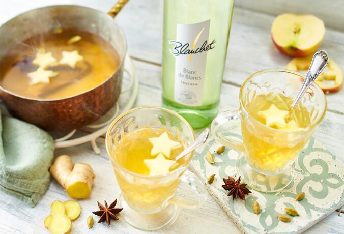 Weißer Apfel-Glühwein