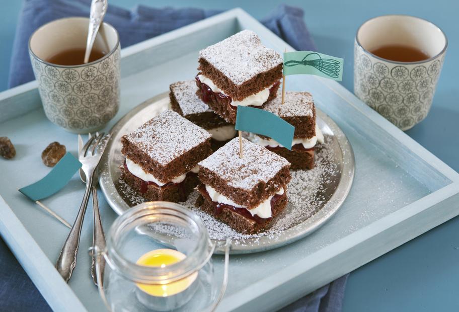 Gefüllte Schokoladentörtchen