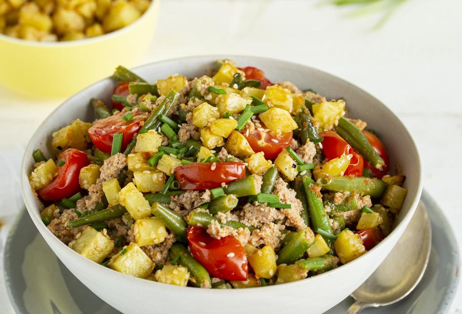 Hacktopf mit Bohnen und Tomaten