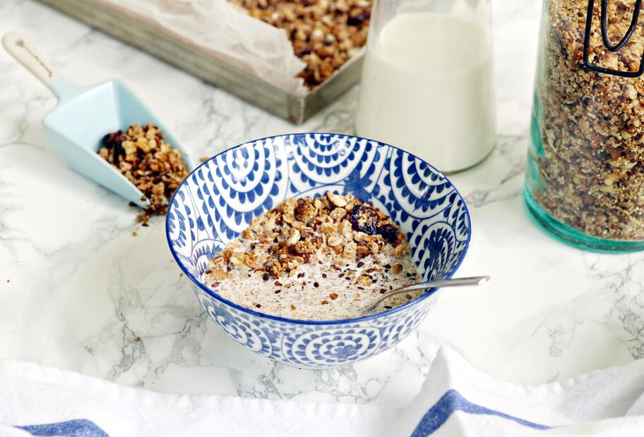 Knuspermüsli mit Dinkel