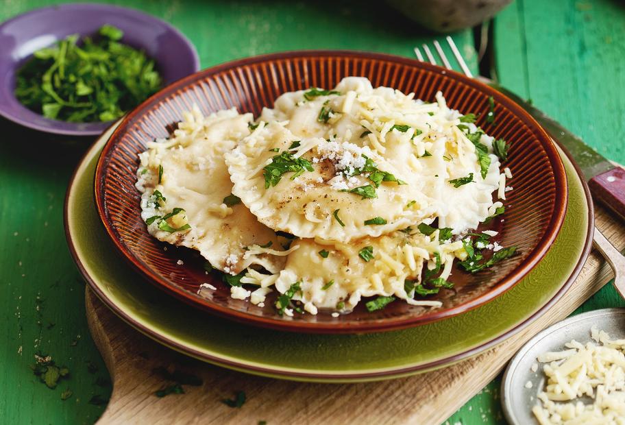 Steckrübenravioli mit Käse