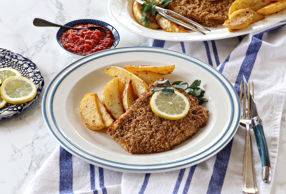 Unter 500 Kalorien: Wiener Schnitzel mit Pommes