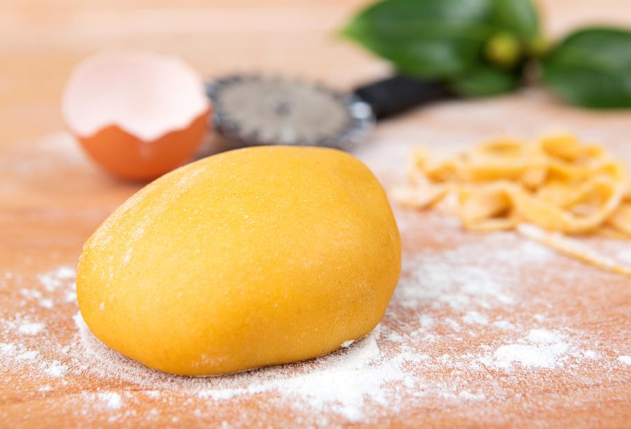 Nudelteig ohne Hartweizengrieß