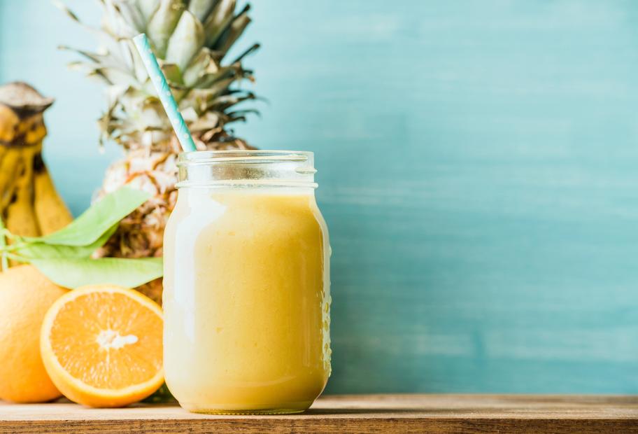 Orangen-Ananas- Smoothie