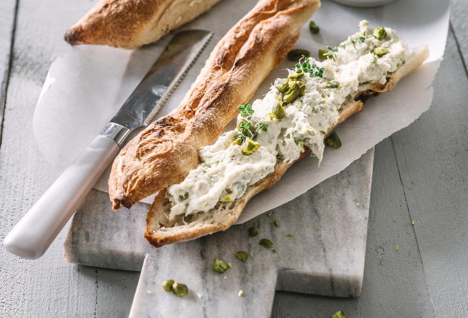 Hähnchen-Pistazien-Creme mit Thymian