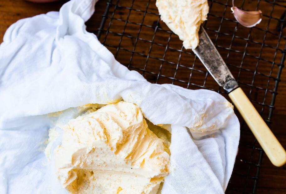 Knoblauchbutter im Thermomix® DAS Rezept ZAUBERTOPF