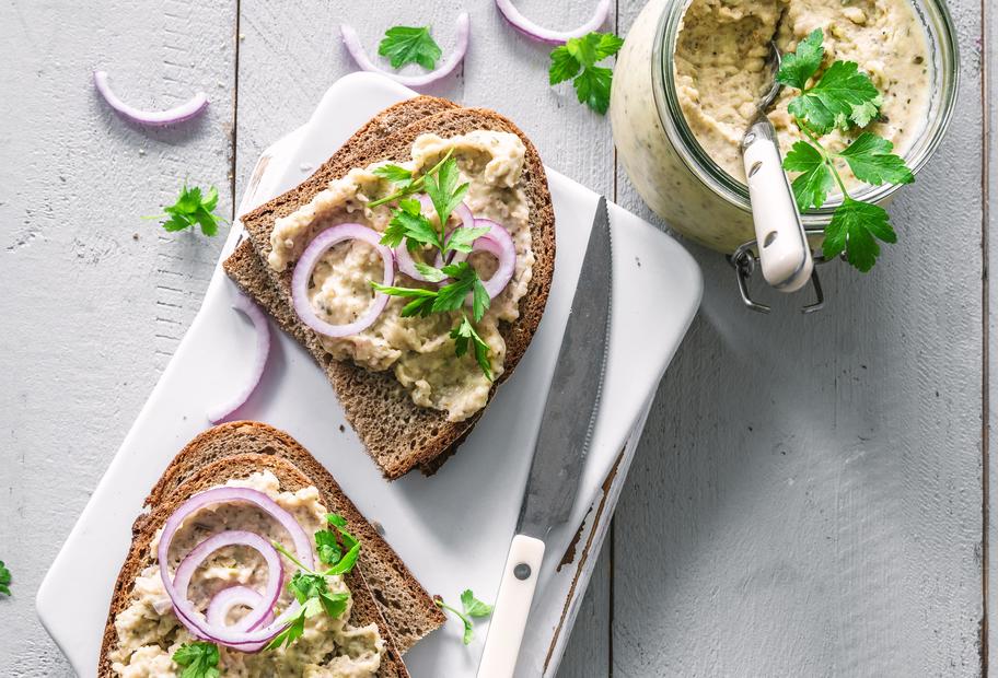 Vegetarische Kräutercreme für dein Lieblingsbrot