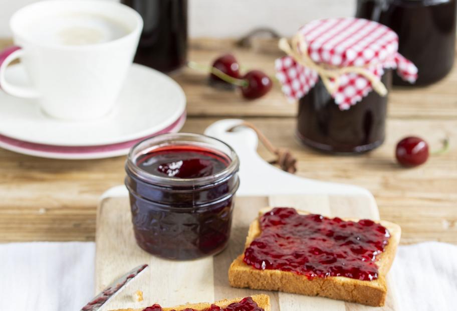 Kirsch-Cassis-Gelee