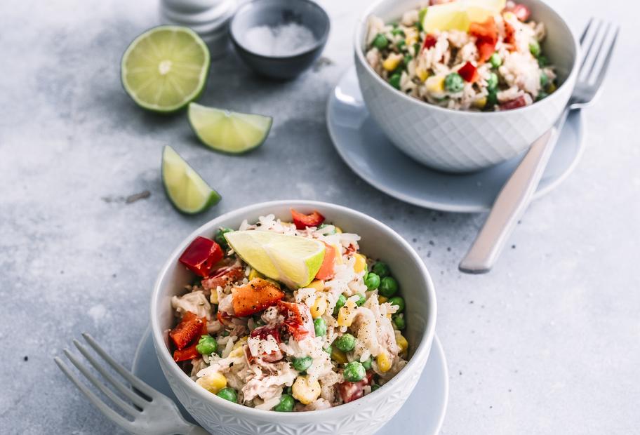 Reissalat mit Thunfisch und Limetten-Mayonnaise