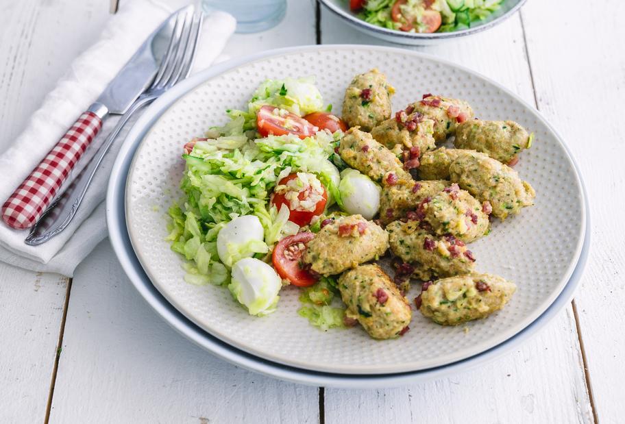 Sommerküche: Zucchini-Gnocchi mit Speckwürfeln