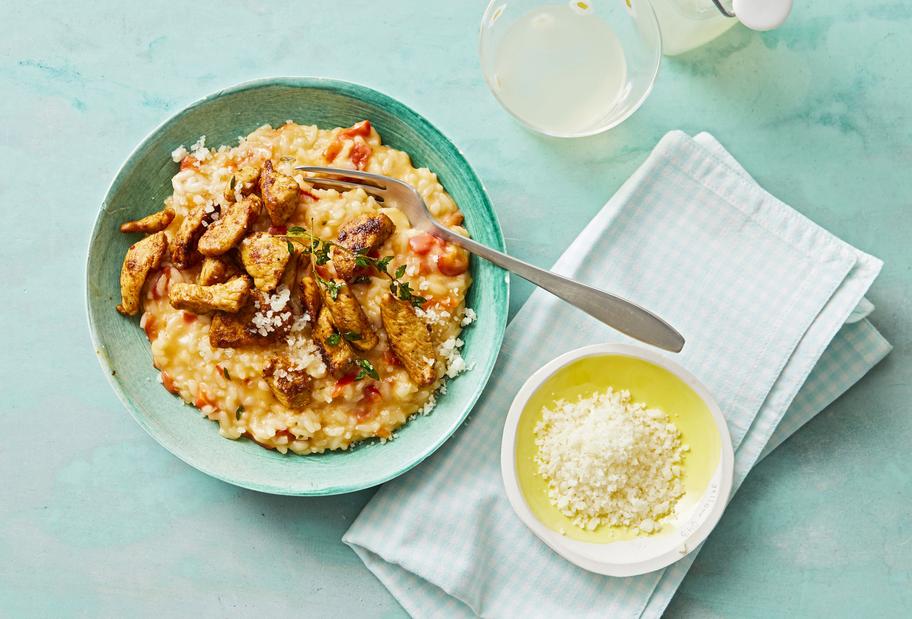 Spanisches Risotto mit Hühnchen und Manchego