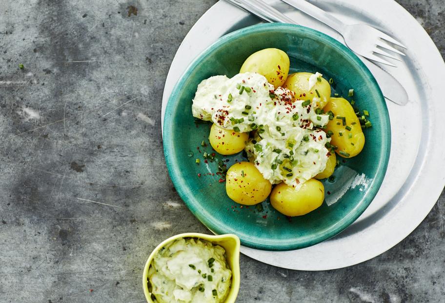 Pellkartoffeln mit Avocado-Aufstrich