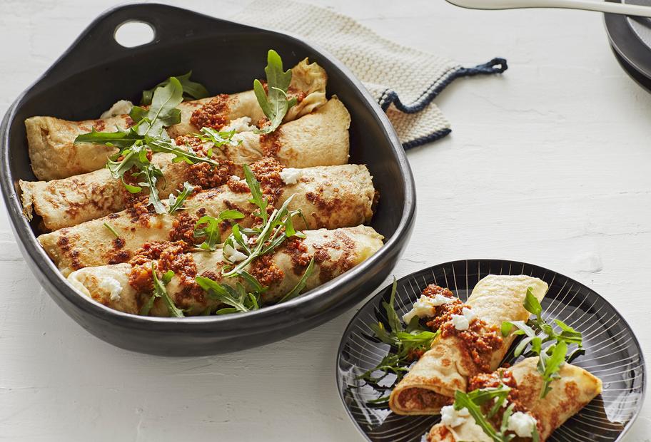 Pfannkuchen mit Bolognese-Füllung