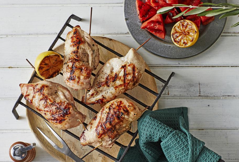 Gefüllte Hähnchenbrustfilets vom Grill