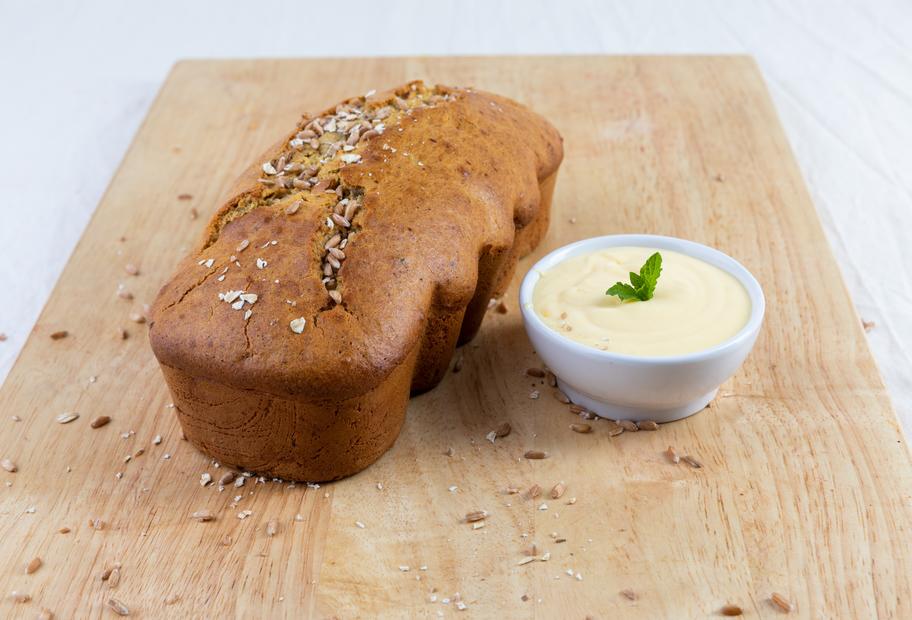 Gesundheitskuchen mit Honig-Joghurt
