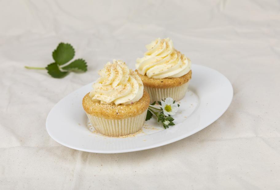 Kokosnuss-Cupcakes mit Kokosfrosting