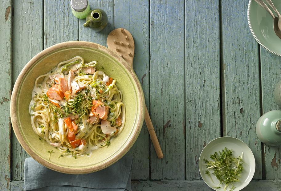 Lachs-Linguine
