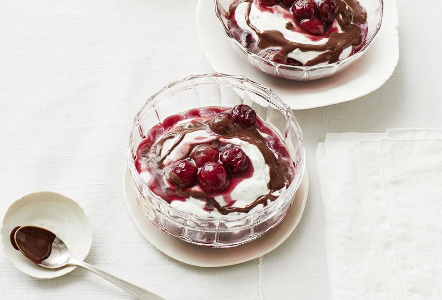 Schwarzwälder Schichtquark im Glas