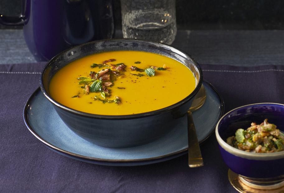 Süßkartoffel-Karotten-Suppe mit Speck für den Thermomix®
