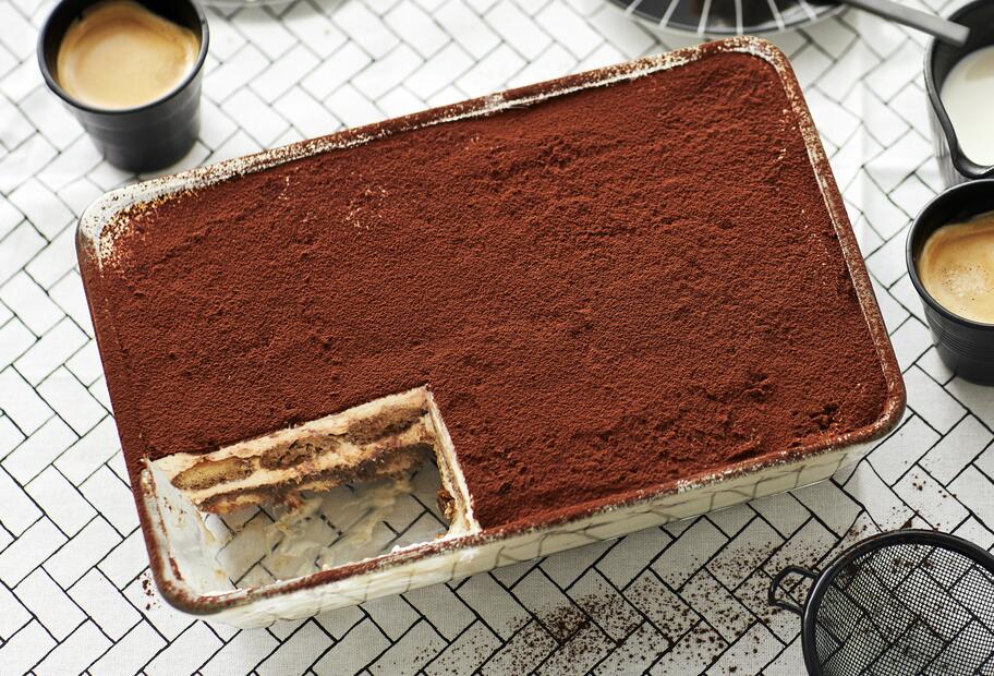 Tiramisu mit Amarettini-Keksen