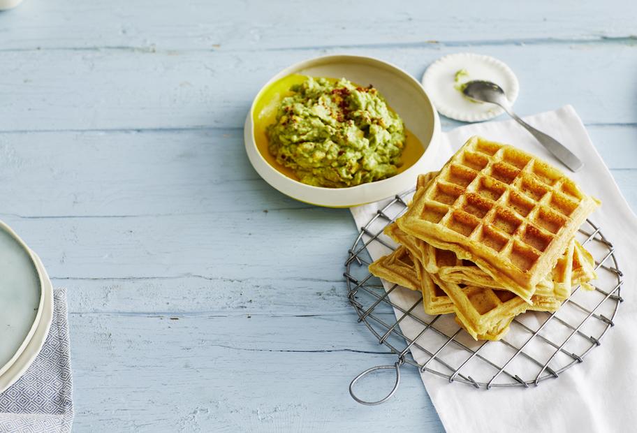 Maiswaffeln mit Guacamole