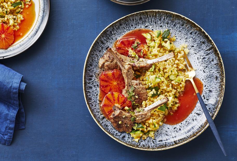 Lammkoteletts mit Blutorangensoße für besondere Gäste