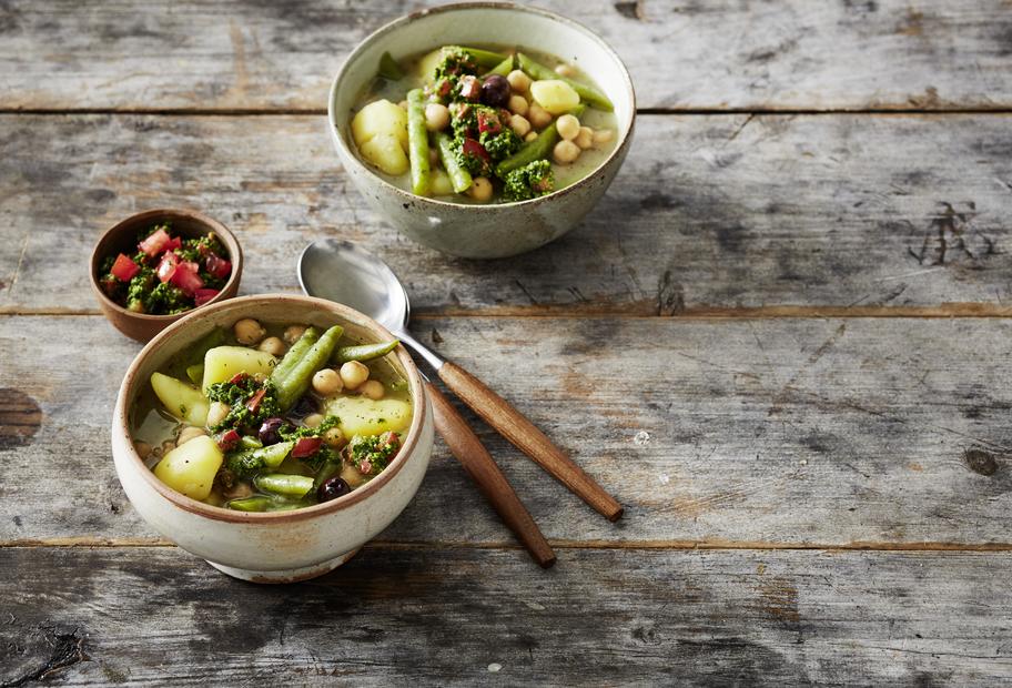 Kartoffel-Bohnen-Eintopf mit Pistou