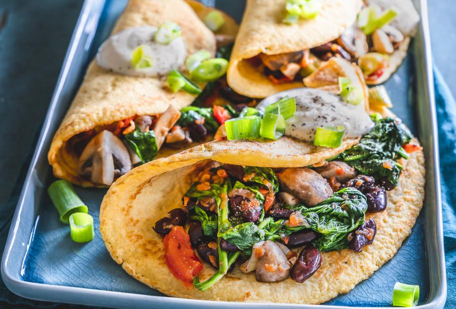 Mais-Pancakes mit Gemüsefüllung