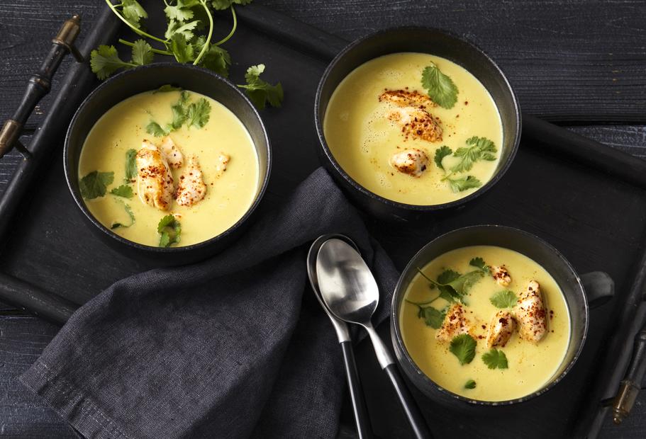 Fruchtig-sahnige Apfel-Currysuppe