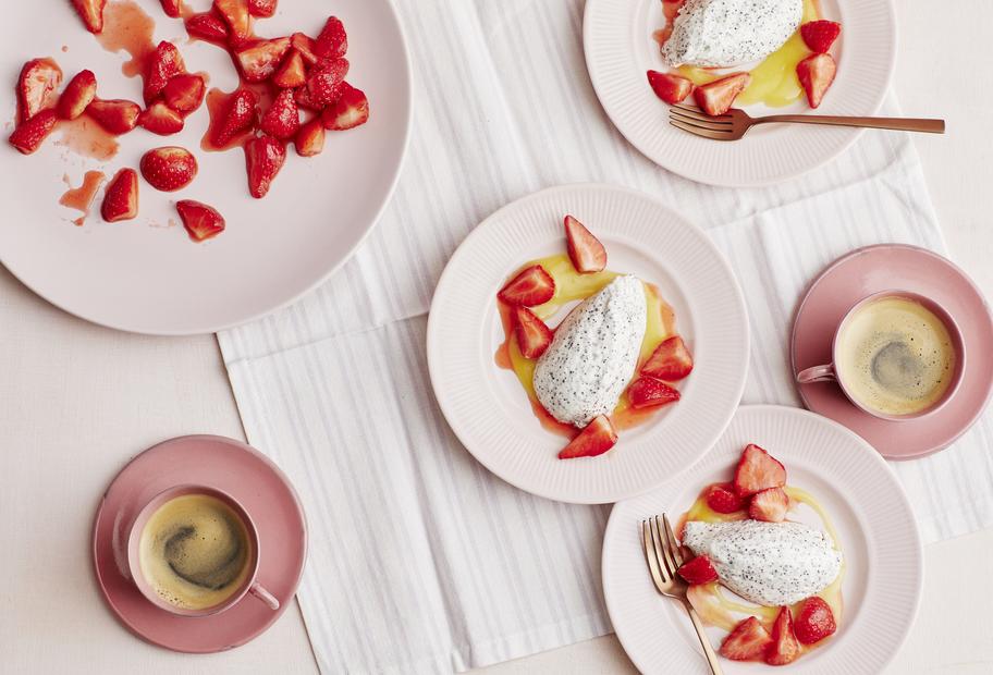 Mohn-Quark-Mousse mit Lemon Curd