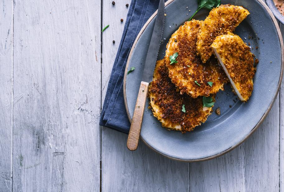 Sellerie in Vollkornpanade mit pikantem Paprika-Dip für den Thermomix®