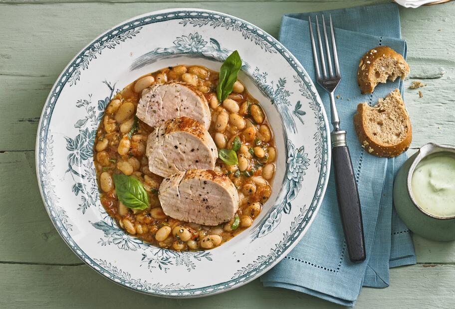 Schweinefilet mit Bohnensalat