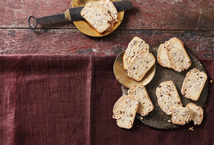 Knusperzarte Haselnuss-Blätter