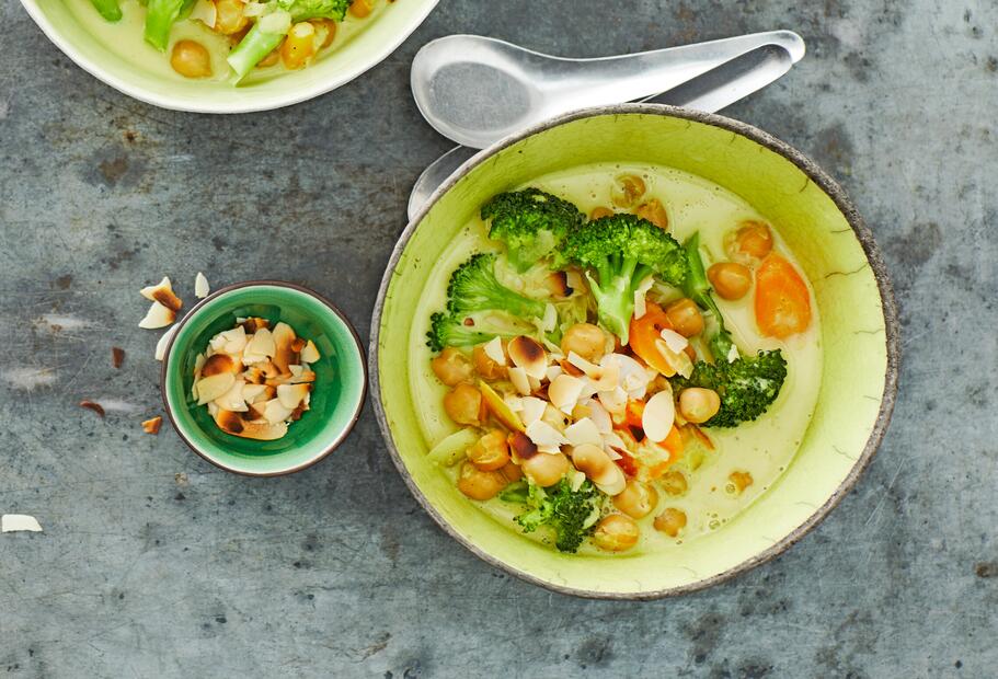 Veganes Kichererbsencurry mit Brokkoli