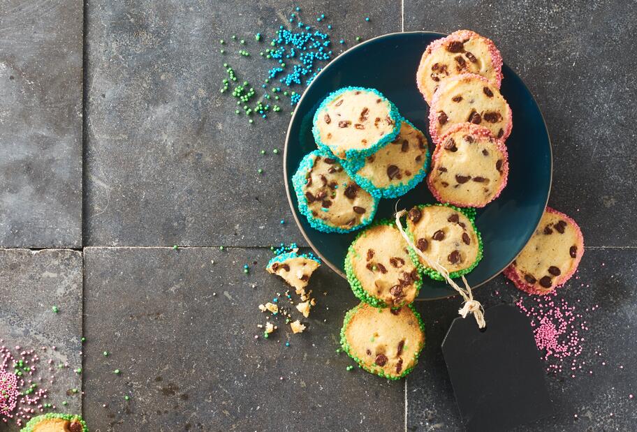 Kinderkekse mit Schokodrops und Streuseln