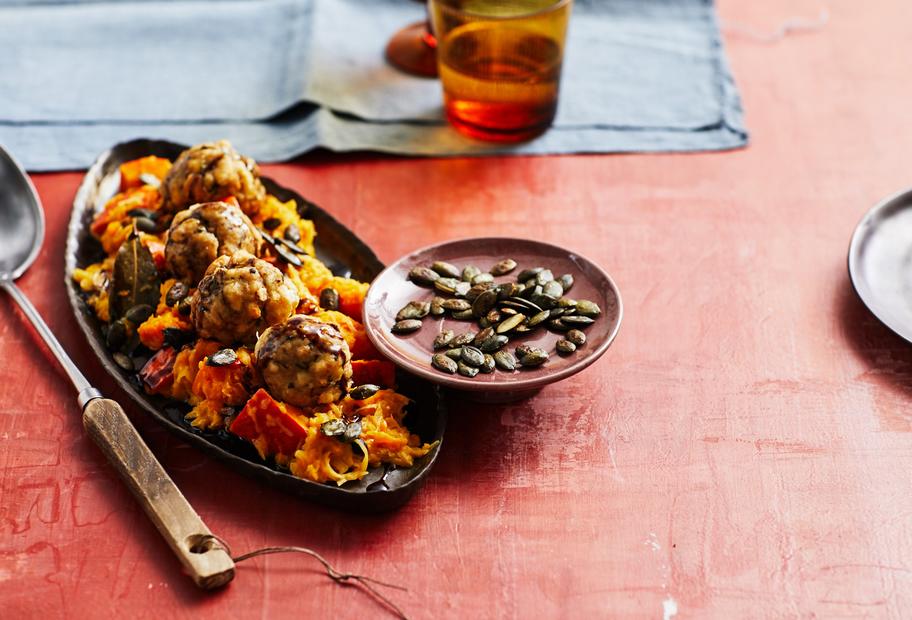 Kürbis-Sauerkraut mit Semmelknödeln