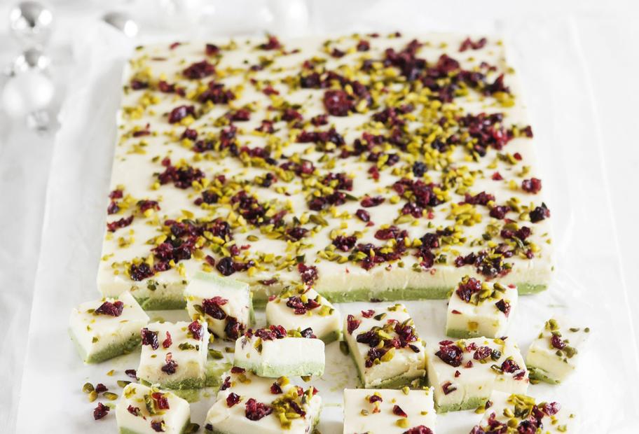 Matcha-Konfekt mit weißer Schokolade