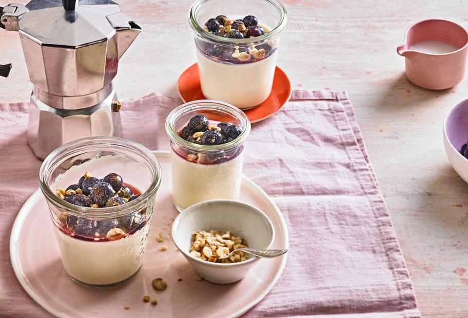 Panna Cotta mit Beeren