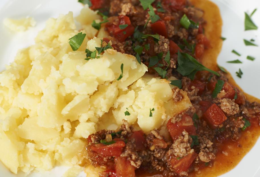 Kartoffeln mit Hackstippe